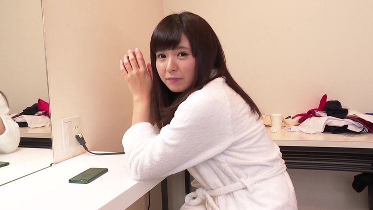 Изысканная японка Юи Шимазаки в отличном любительском порно.