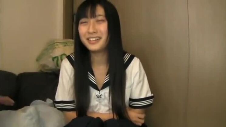 Соблазнение японской распутницы закончилось жестким избиением.