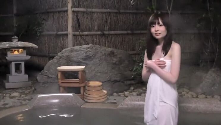 Божественная японская шлюха