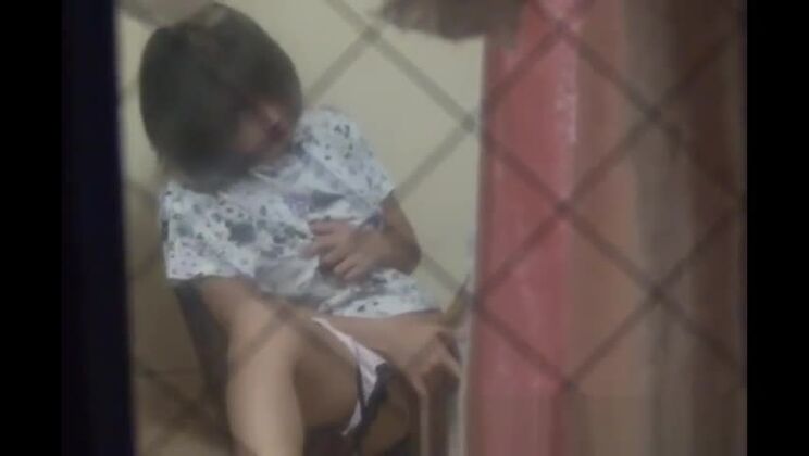 Соблазнительная пухлая азиатская шлюха