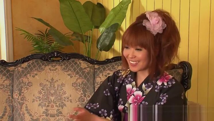 Ослепительная смуглая японка