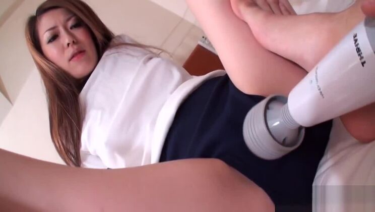 Красивая японская распутница в безумной хардкорной сцене