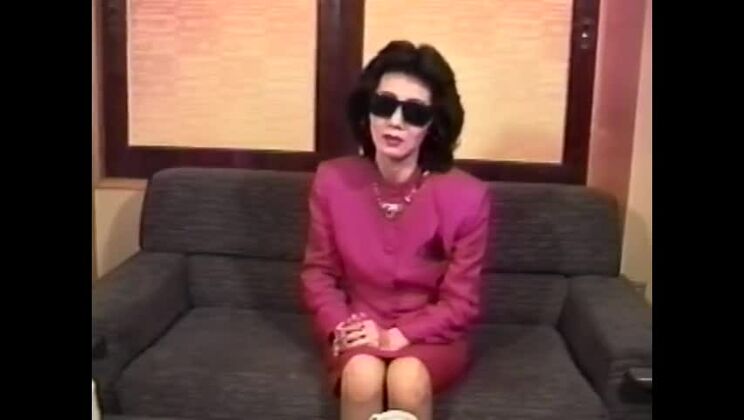 Красивая японская шлюха