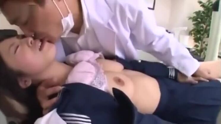 Пикантная азиатская шлюха