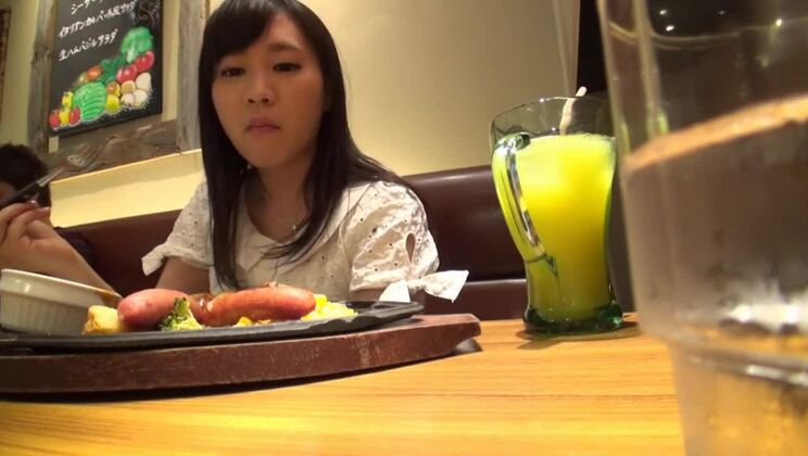 Потрясающая японская девушка