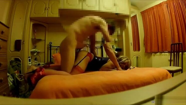 Великолепная девушка