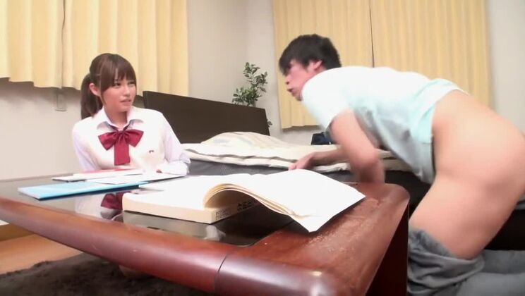 Красивая японская сучка