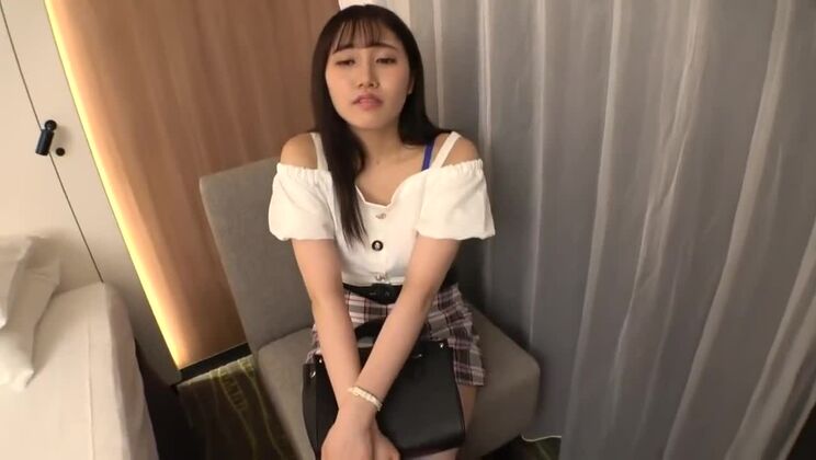 Сексуальная восточная распутница занимается фантастическим хардкорным сексом.