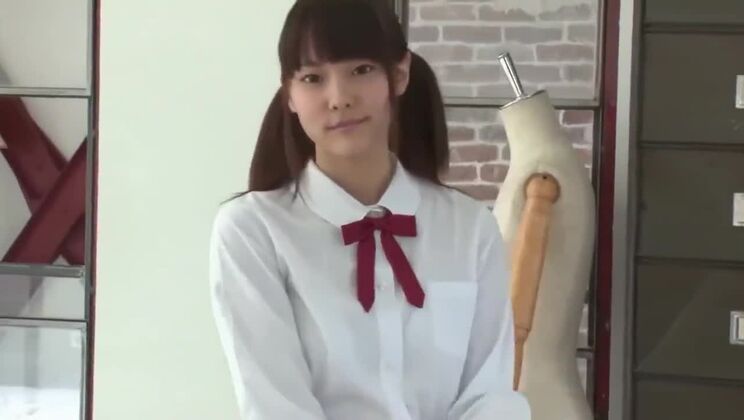 Соблазнительная азиатская шлюха