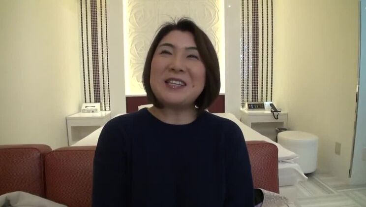 Красивая восточная распутница