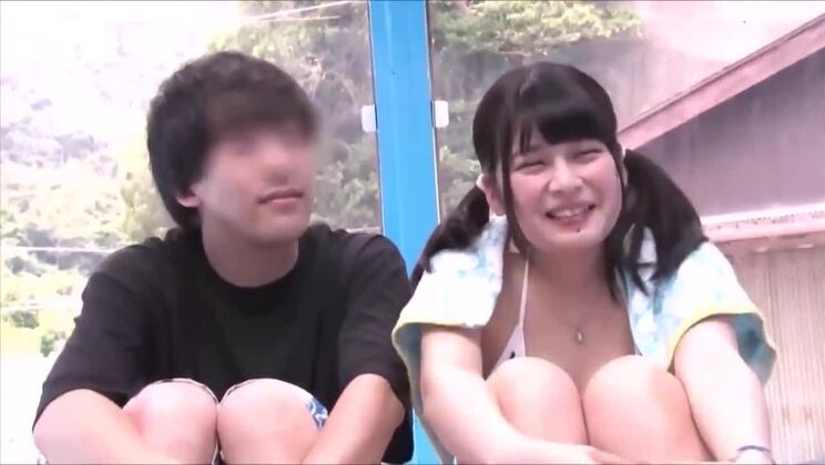 Потрясающая пышногрудая азиатка