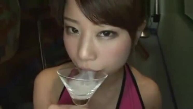 Приятная японская девушка