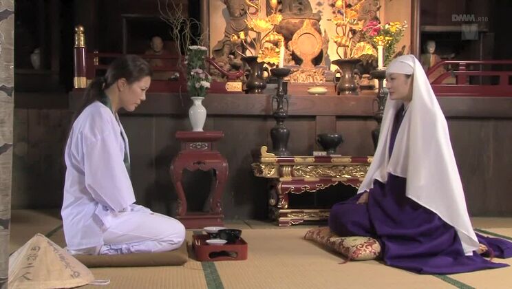 Потрясающая японская сучка