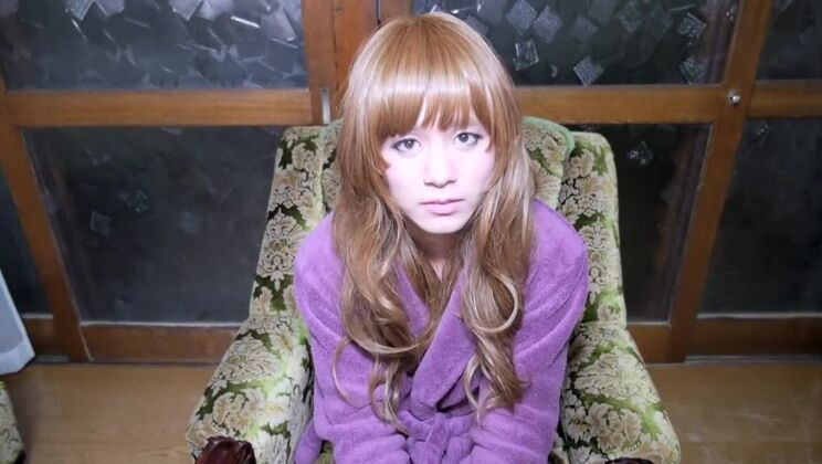 Красивая японская сучка