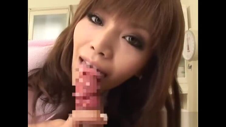 Невероятная азиатская красотка.