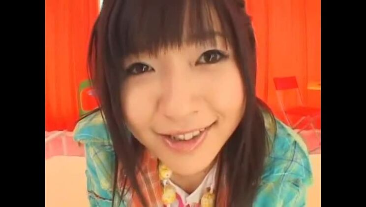 Великолепная японка с пышной грудью Минами Йошидзава