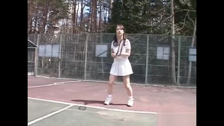 Ослепительная японская девушка в настоящем жестком видео с сексом