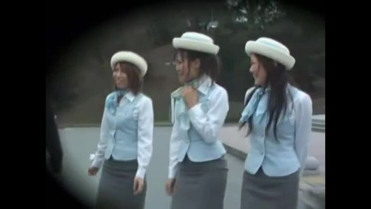 Потрясающая японская шлюха в самой горячей подборке, японский порнофильм с куннилингусом.