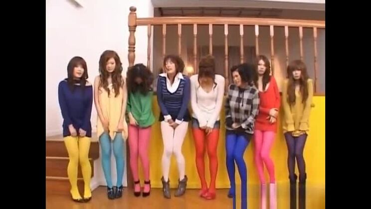 Азиатские куклы получают уроки в своей сексуальной части 6