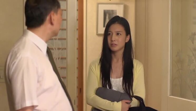 Отличная японская девушка в откровенной сцене JAV, смотрите шоу