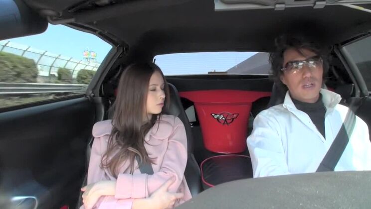 Возбужденная японская шлюха в потрясающем любительском видео HD JAV;