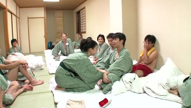 帰ってきた竹内あいファン感謝祭 素人男性増員21 день！420 месяцев, 大版！夢の大乱交ツアーчасть.5