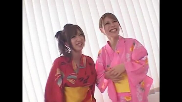 Самая горячая японская девушка Харука Санада, Ая Хираи, Мие Цукишима в сцене с потрясающими милфами в яве