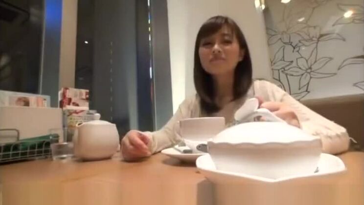 Эксклюзивная японская модель в невероятном клипе.