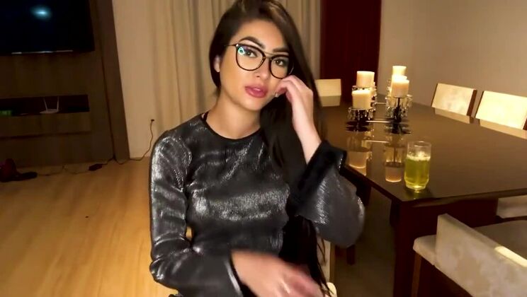 Отличный порноролик с сольным женским исполнением, новейшая эксклюзивная версия.