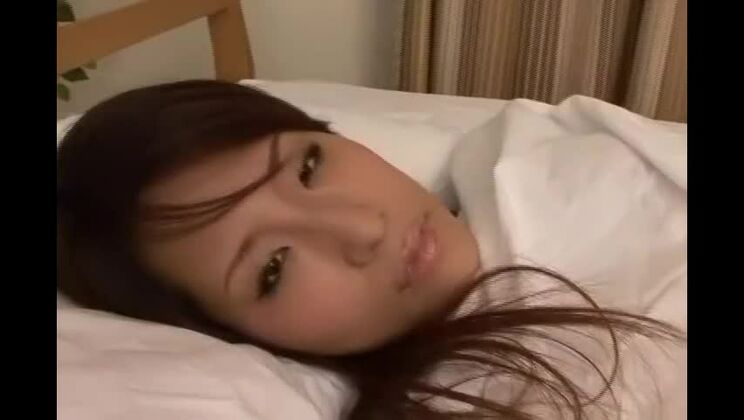 Невероятная японская шлюха Акира Ичиносе в клипе Crazy Solo Girl, Stockings/Pansuto JAV.