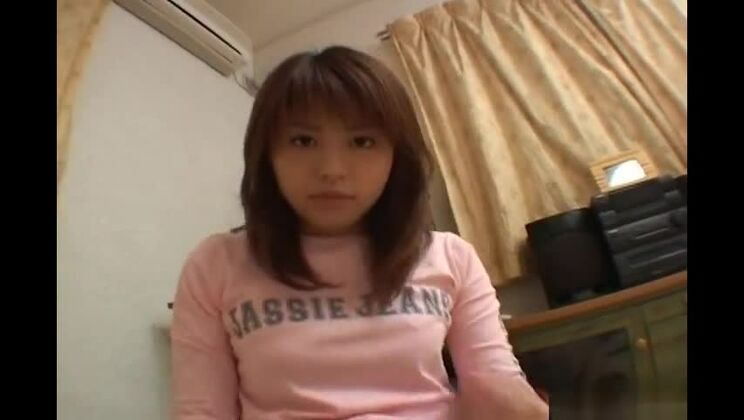 Сумасшедшая японская шлюха в потрясающем клипе с большими сиськами, минетом/феерией (JAV).