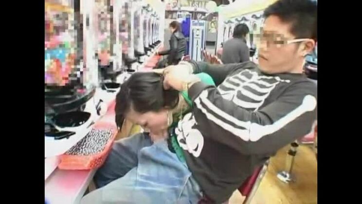 Экзотическая японская шлюха Эрена Куросава, Моэ 3, Мари Хида в безумном публичном JAV фильме.