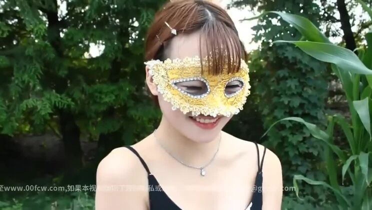 Горячая японская девушка в эксклюзивной сцене из колледжа/гакусэйфуку, сцена с нянями, как в ваших мечтах.