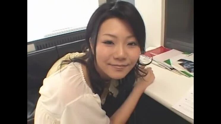 Самая горячая японская девушка Джун Йошинага в фильме «Великолепная девушка соло», сцена мастурбации/онании.