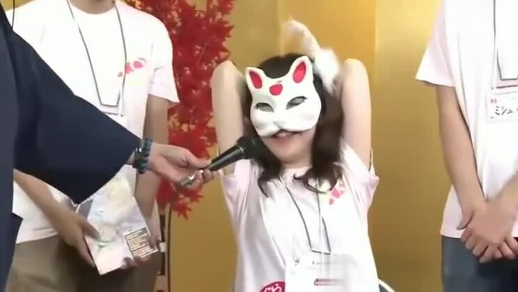 Щекотка японцев