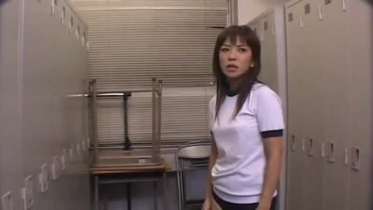 LIP-005 Лесбийский внешкольный урок 3