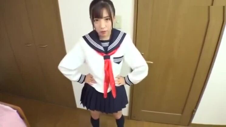 Потрясающее xxx видео. Японская девушка смотрит, как в ваших мечтах.