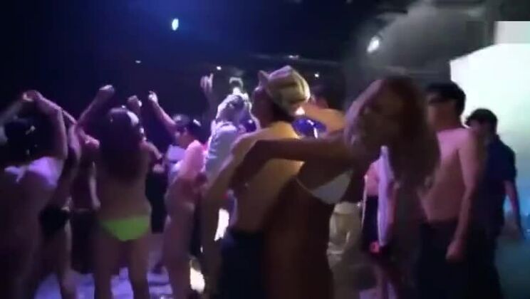 Экзотический XXX клип, эксклюзивное японское шоу для просмотра.