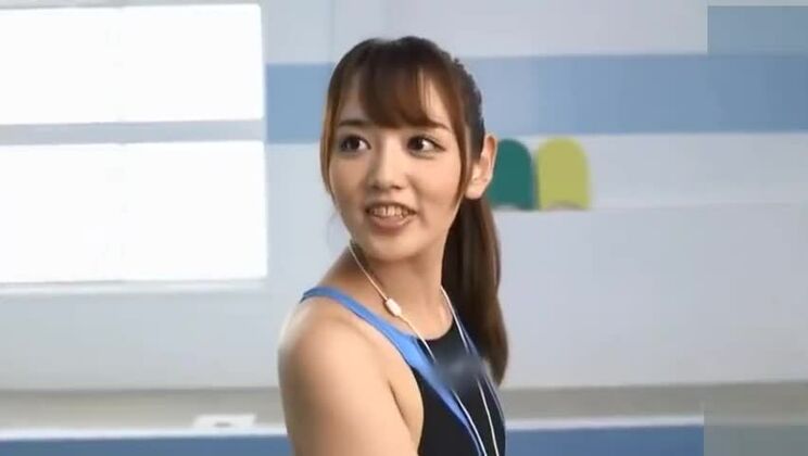 Публично трахнутая работающая красивая старшая сестра fset737