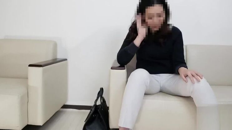 Застали девочек за тем, как они мочились (3 случая).