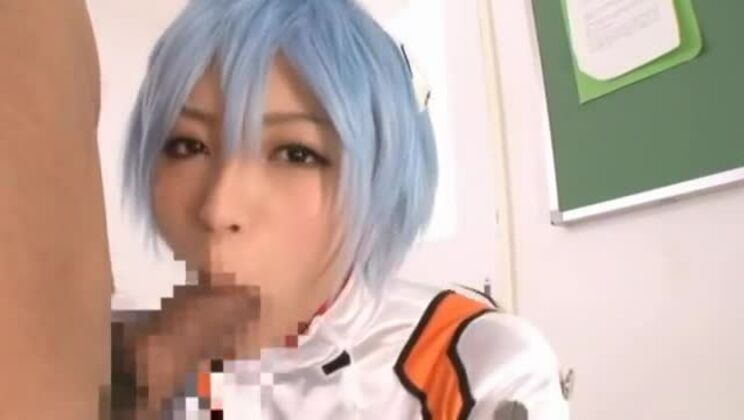 Юу Намики, очаровательная азиатская косплей-кукла