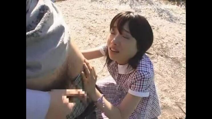 Сумасшедшая японская шлюха в самом горячем порнофильме на открытом воздухе, сборник японских порнофильмов.