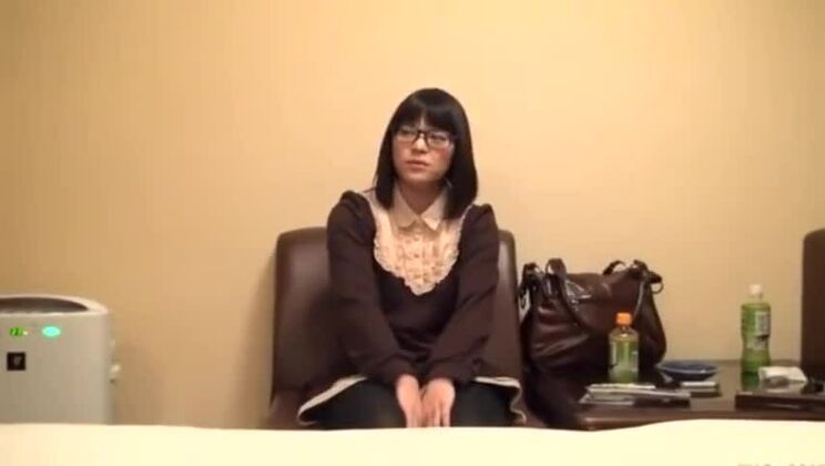 Отличная порно-сцена, большие сиськи, невероятная полная версия.