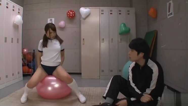 Удивительное видео для взрослых. Минет только для тебя.