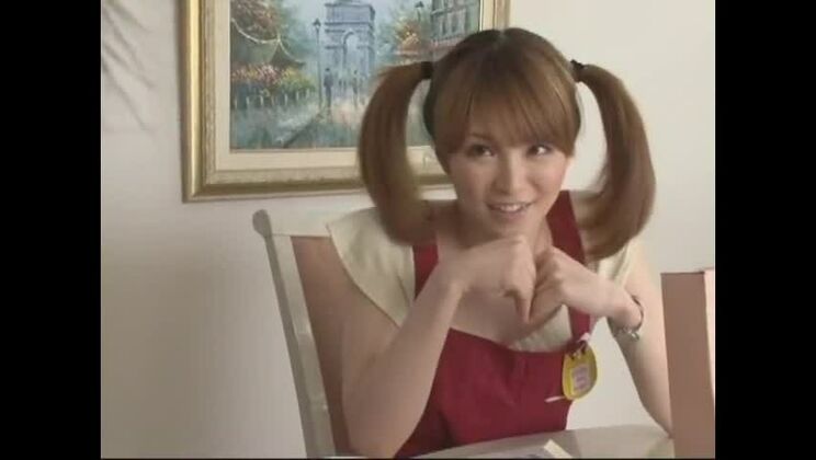 Экзотическая японская девушка Мику Охаши в откровенной сцене от первого лица в японском порно.