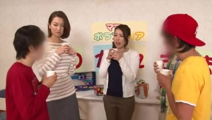 Отличный порнофильм с большими сиськами, новая эксклюзивная версия.