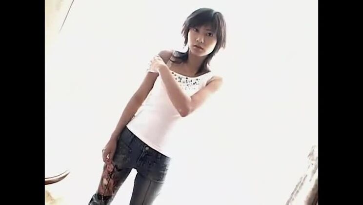 Экзотическая японская проститутка в невероятной сцене из японского порно.