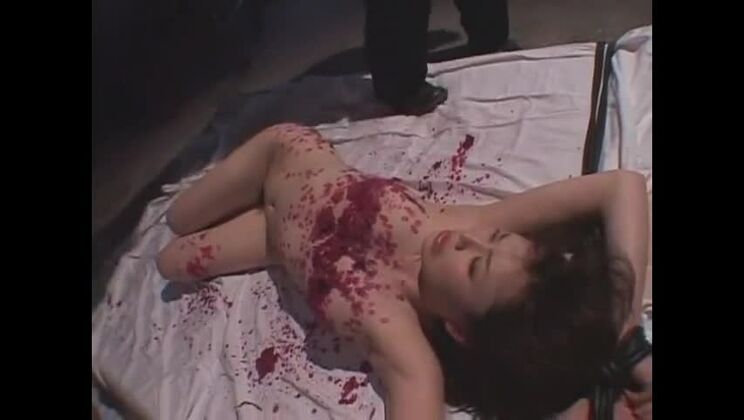 Сексуальная японская девушка Юи Мацуно и Рури Сато в фетиш-порно с огромными сиськами.