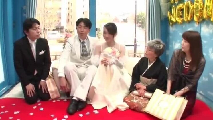 Потрясающее XXX видео. Большая грудь, фантастический необрезанный фрагмент.