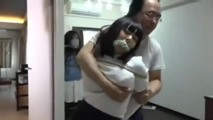 Jpdamsel с кляпом во рту. 2 девушки.